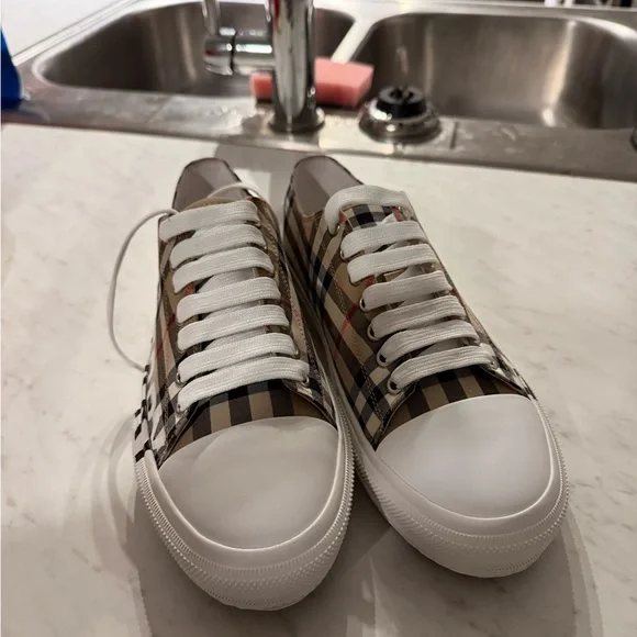 Burberry Checkered Canvas Sneakers - Picture 3 of 5